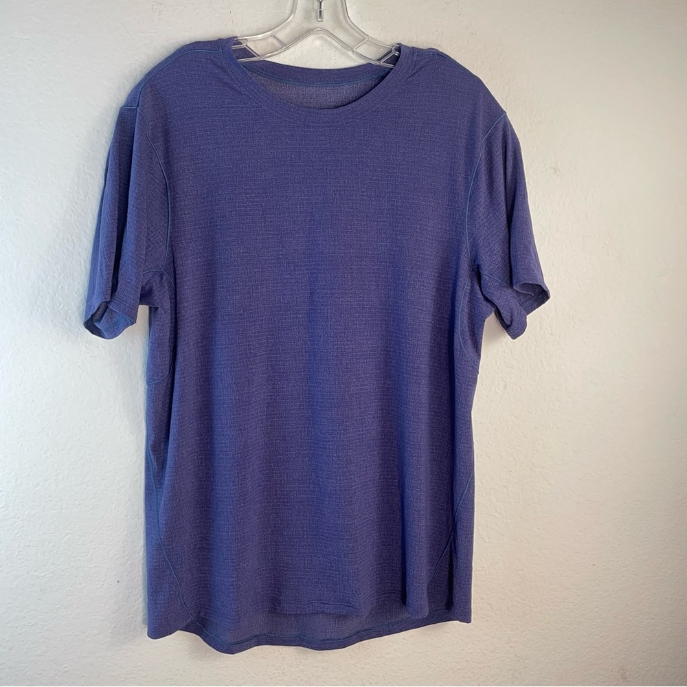 Lululemon Men’s “The In Mind” Short Sleeve Performance Tee — Purple
